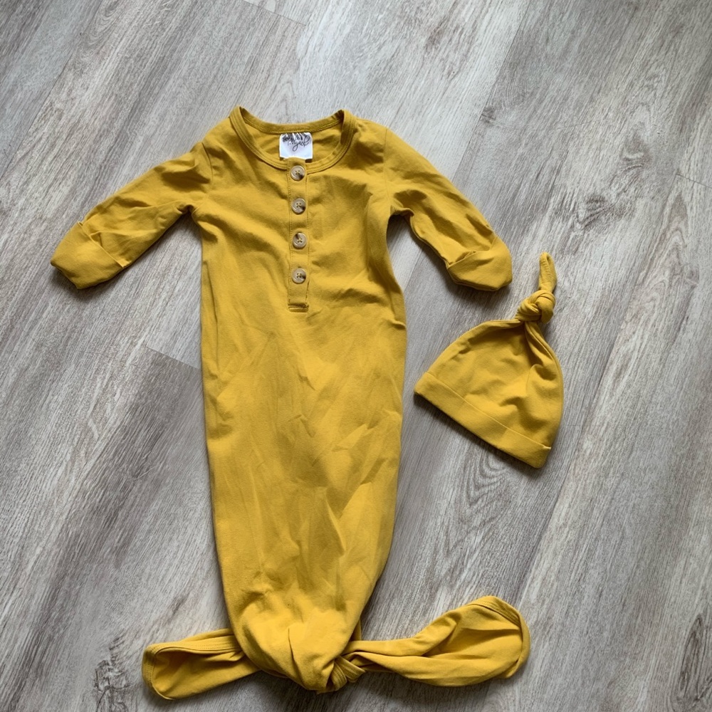 Sophie and jack knotted gown and hat